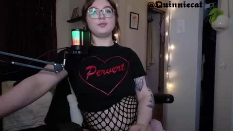 Quinn online show from June 2, 12:00 am