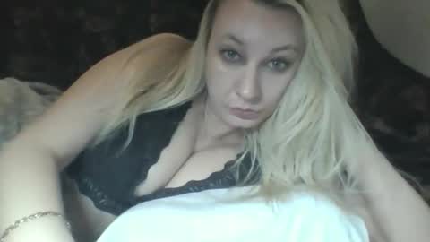 qwertyui online show from March 10, 1:09 am