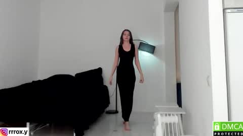 r00xvel online show from November 12, 7:28 am