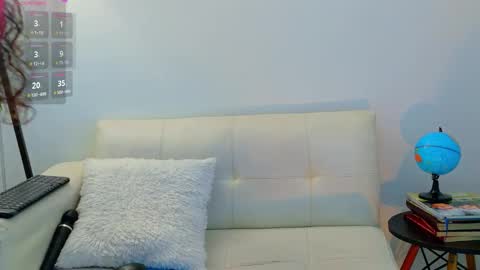 Luna online show from February 21, 6:41 pm