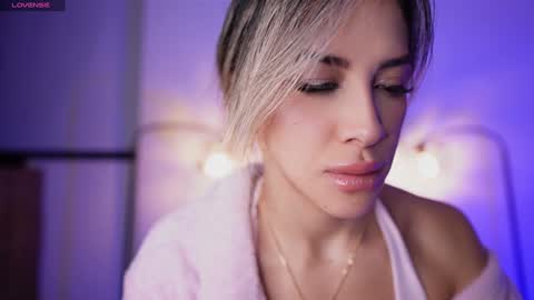 RACHEL BLAKE online show from January 24, 4:59 am