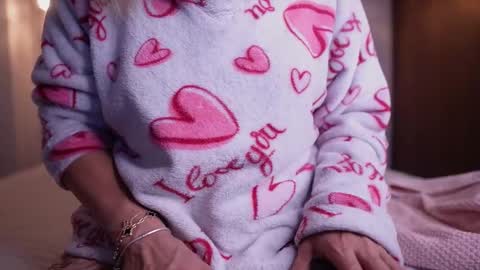 RACHEL BLAKE online show from March 1, 6:57 am