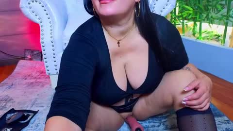 Rachel online show from May 18, 12:44 pm