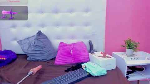 Snapshot of rachel_donnelly chatting on September 9, 4:45 am Rachel Donnelly online show from September 9, 4:45 am