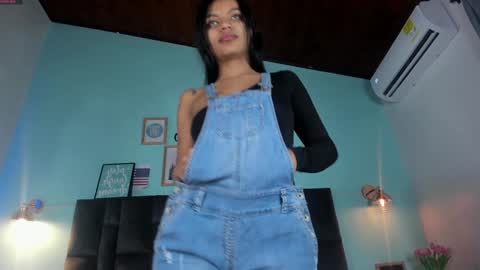 Snapshot of rachel_martinez chatting on February 7, 11:23 am RACHEL online show from February 7, 11:23 am