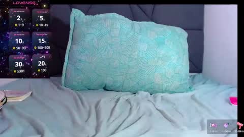 Snapshot of rachelbrown_ chatting on September 16, 3:31 pm MALIKA Z online show from September 16, 3:31 pm