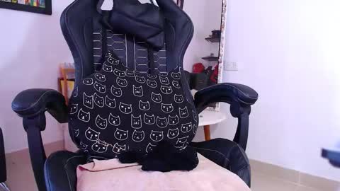 rachell_420 online show from November 17, 1:34 pm