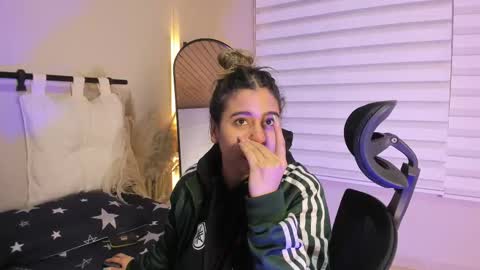 Rachell online show from November 8, 3:55 am