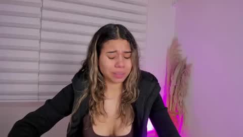 Rachell online show from November 16, 5:31 am