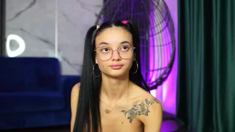 Ann online show from October 21, 5:22 am