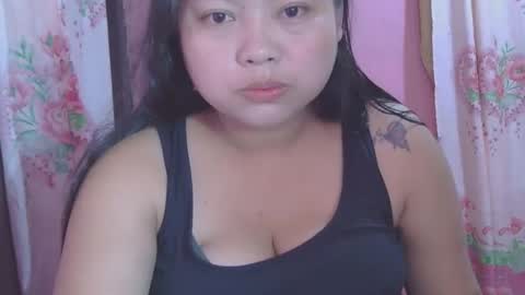 Snapshot of radiantbloom chatting on November 1, 7:34 am radiantbloom online show from November 1, 7:34 am