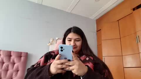 Snapshot of radiantgoddes chatting on January 20, 1:32 pm radiantgoddes online show from January 20, 1:32 pm