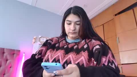 Snapshot of radiantgoddes chatting on January 3, 1:03 pm radiantgoddes online show from January 3, 1:03 pm