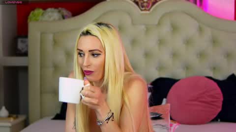 ragazzabellasquirt online show from May 31, 5:57 am
