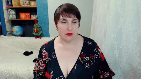 Snapshot of rainbowladyy chatting on January 3, 2:51 pm rainbowladyy online show from January 3, 2:51 pm