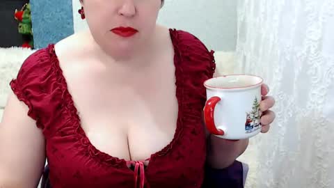 Snapshot of rainbowladyy chatting on February 9, 8:54 am rainbowladyy online show from February 9, 8:54 am