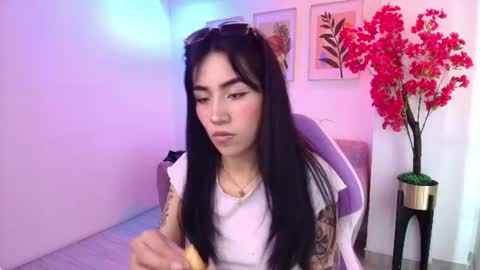Rainy  online show from July 28, 3:21 pm