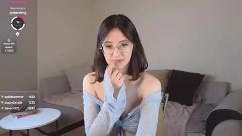 Snapshot of rainybella chatting on October 12, 10:28 am rainybella online show from October 12, 10:28 am