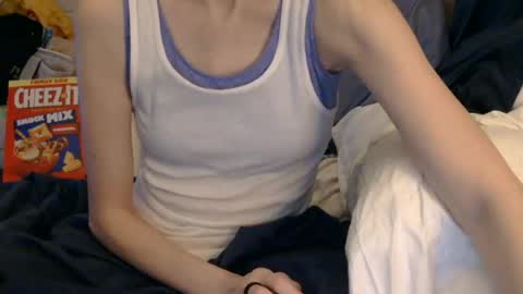 RainyDayEm online show from August 6, 3:46 am