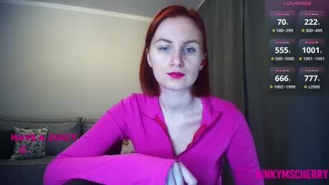 Snapshot of randycherry chatting on December 22, 3:22 pm Cherry Miss Cherry online show from December 22, 3:22 pm