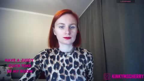 Snapshot of randycherry chatting on December 29, 2:52 pm Cherry Miss Cherry online show from December 29, 2:52 pm
