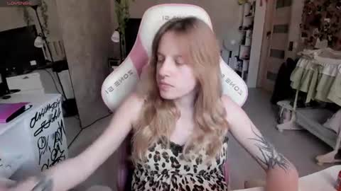 Rapunzel online show from July 31, 1:23 pm