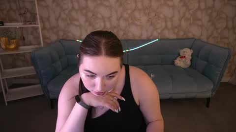 rapunzelangel online show from May 26, 7:08 am
