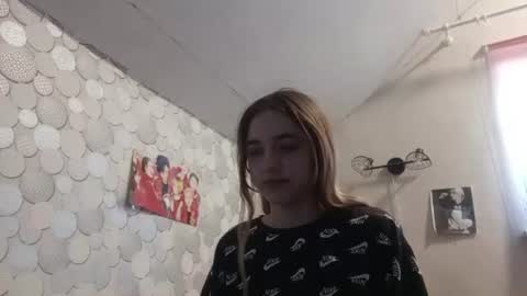 Lora online show from July 15, 4:28 am