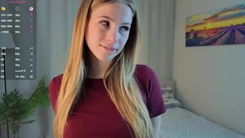 Snapshot of rashidagiczewski chatting on September 14, 1:14 am Nicole online show from September 14, 1:14 am