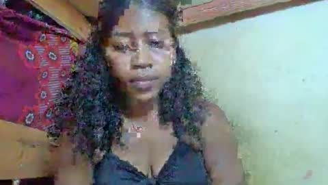 Rasoaa online show from May 25, 1:32 pm
