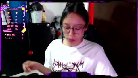   online show from August 5, 10:38 pm