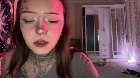 raven_armor online show from May 23, 5:22 pm