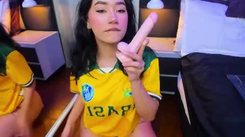 raven_doll11 online show from July 21, 1:56 pm