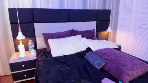 raven_doll11 online show from July 28, 4:39 pm