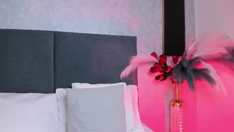 RAVEN MONRROE online show from July 28, 8:52 pm