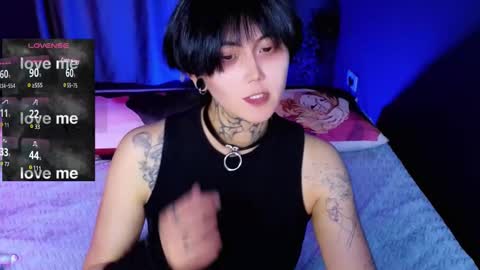 Snapshot of ravens_nest_ chatting on October 15, 4:09 pm Raven online show from October 15, 4:09 pm