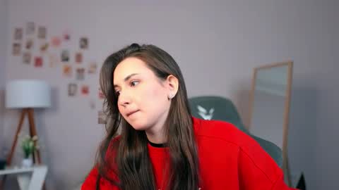 Snapshot of raviolly046 chatting on September 27, 9:38 am Alia Mereyn online show from September 27, 9:38 am