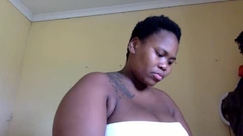 Snapshot of realsweetheart chatting on January 9, 7:31 am REAL1SWEETHEART online show from January 9, 7:31 am