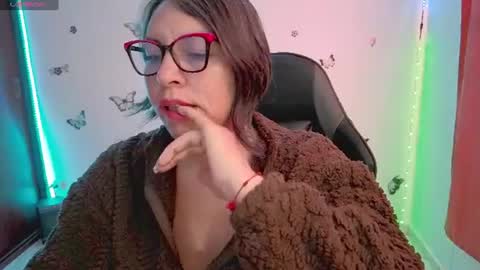 Rebbeca online show from July 28, 4:39 pm