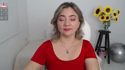 Snapshot of rebeca_milf chatting on September 9, 1:33 pm REBECA online show from September 9, 1:33 pm