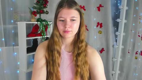 Snapshot of rebecca_____ chatting on December 6, 6:28 pm rebecca_____ online show from December 6, 6:28 pm