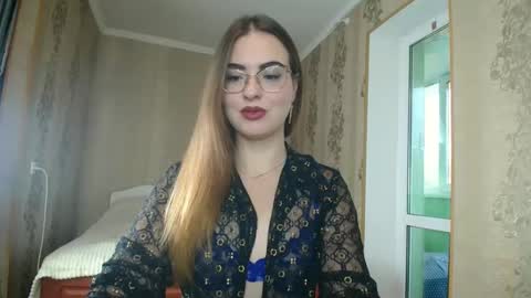 Rebecca online show from October 25, 10:23 am