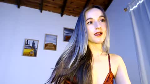 Becca Johnsoon online show from August 9, 7:06 pm