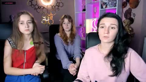 Snapshot of rebecca_smile_ chatting on October 15, 7:05 pm rebecca_smile_ online show from October 15, 7:05 pm