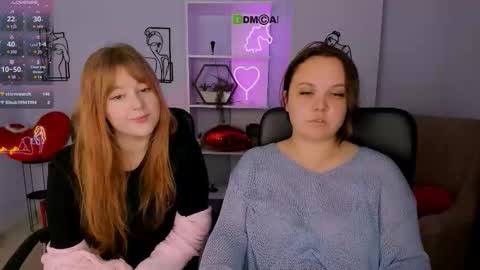 Snapshot of rebecca_smile_ chatting on September 29, 7:52 pm rebecca_smile_ online show from September 29, 7:52 pm