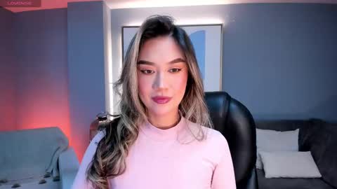 Snapshot of rebeccahudson_ chatting on February 25, 3:09 am Rebe online show from February 25, 3:09 am