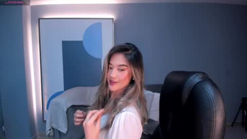 Snapshot of rebeccahudson_ chatting on February 9, 11:25 pm Rebe online show from February 9, 11:25 pm