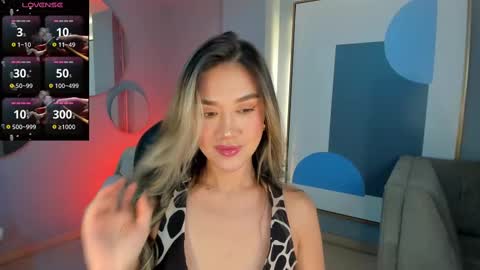 Snapshot of rebeccahudson_ chatting on February 19, 3:06 am Rebe online show from February 19, 3:06 am