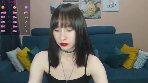 Snapshot of rebeccawind chatting on March 11, 9:45 am RebeccaWind online show from March 11, 9:45 am