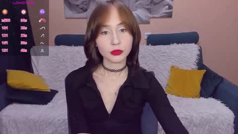 Snapshot of rebeccawind chatting on October 5, 12:10 pm RebeccaWind online show from October 5, 12:10 pm